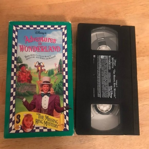 Disney's Adventures in Wonderland No. 3 The Missin - Picture 2 of 11